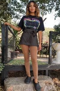 mandil de mezclilla corto