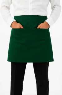 modelo con mandil de cocina verde corto con bolsillo para meseros